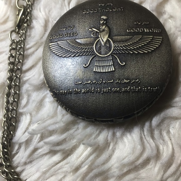 FARVAHAR AHURA MAZDA POCKET WATCH or NECKLACE - Picture 3 of 6